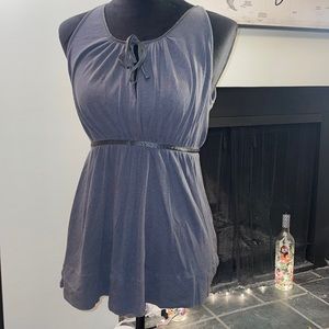 American Eagle: Grey tank with tie at waist